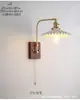 Lámpara de noche estilo nórdico japonés estilo medieval latón nogal cerámica casa de huéspedes atmósfera artística retro lámpara de pared