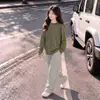 Conjunto de outfit de otoño para niñas 2026 nuevo conjunto de dos piezas de punto base, pantalones casuales, ropa deportiva para niños de talla mediana y grande, primavera y otoño
