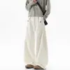 En stock: Pantalones de nuevo estilo otoño 2026 estilo old money con botones, pliegues tridimensionales, pantalones largos de pierna recta, pantalones casuales para hombre