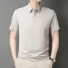 Camisa Polo Masculina de Manga Curta para o Verão 2026 Casual de Negócios Gola Polo Secagem Rápida Respirável Sem Costura Seda de Gelo Camiseta Top Masculino