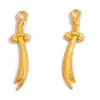 Accesorios para joyería DIY transfronterizos al por mayor colgantes de cuchillo arma multicolor vintage collares hechos a mano llaveros colgantes de aleación