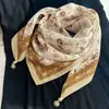 Bufanda Cuadrada Cálida Nueva y Elegante con Hebilla Magnética, Pañuelo Triangular de Seda, Bufanda de Algodón para Mujer, Bufanda Versátil para el Cuello para Primavera y Otoño, Elegante Bufanda para el Cuello