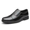 Sapatos Masculinos de Couro Vintage com Aumento Interno de Três Peças, Formais de Negócios Estilo Coreano Moda Britânica Sapatos Simples de Bico Arredondado