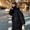 Chaqueta de Plumas de Longitud Media para Mujer Pinghu 2026 Invierno Nuevo Estilo Coreano Gruesa con Capucha de Plumón de Pato Blanco Abrigo para Pareja Hasta la Rodilla