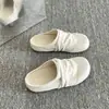 Mules Birkenstock estilo slip-on plissadas com sola grossa e que aumentam a altura, bico fechado para mulheres, novas sandálias primavera-verão 2026
