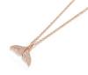 Collar con colgante de cola de pez de acero de titanio y oro rosa de 18 quilates de estilo coreano, collar de moda para mujer que combina con todo, joyería ligera de lujo de alta gama.