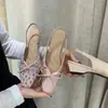 Sandalias Chuyuji Estilo Francés Suave con Lazo y Punta Cerrada para Mujer, Versátiles de Primavera/Verano, Tacón Medio, Tacón de Cuña Elegante