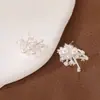 2025 Nuevos Pendientes de Perlas de Lujo Accesible con Zirconia Chispeante Diseño de Fuegos Artificiales Pendientes de Diseño Exclusivo Gama Alta