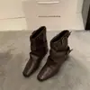 Hermosa Pierna de Pantalón 2026 Punta de Bota Botas Martin Botines Cortos Mujer Hebilla de Cinturón Mujeres Remaches Fang Lade Zapatos Nuevos Zapatos Mujeres