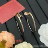 Coleção de Chegadas Diárias: Dior, Chanel, Lv, Gucci, Hermes Pulseiras, Brincos, Colares, Broches, Atacado de Marca