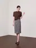 Roupas femininas transfronteiriças no atacado: top de tricô novo, estiloso e versátil, com gola alta discreta, manga curta e corte justo