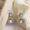 Pendientes Cuadrados Minimalistas de Nicho Pinzas para Orejas de Espiral Mosquitera Pendientes de Circonita Súper Brillantes Pendientes Versátiles para el Viaje Diario Sin Perforación