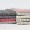 Auténtico en stock Patrón de espiga hilo teñido tejido plateado tela rayada tejida poliéster-algodón tela ropa equipaje zapatos