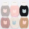 Mangas Anti-Suciedad para Estudiantes Mujeres Otoño e Invierno Nuevas Mangas de Terciopelo Teddy Bordadas Mano de Mickey Manguitos al por Mayor