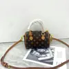 Bolso Nuevo para Mujer de Hombro Cruzado Versátil Vintage Floral Retro Transfronterizo Popular de Moda Gran Capacidad