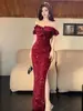Celebridad de Internet Ancla Alto Nivel Deseo Puro Escote Bajo Volante Hombro Brillante Ajustado Delgado Cadera Vestido vestido