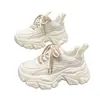 Zapatos Deportivos de Papá Visualmente Pequeños para Pies Pequeños, Mujer Primavera INS Tendencia 2026 Nuevo Estudiante Versátiles Transpirables Adelgazantes Altura Estilo Hong Kong