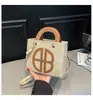 Nuevo 2026 Bolso de Cosméticos de Moda Bolso de Mano Retro Bolso Cuadrado Pequeño Bolso de Hombro Cruzado Bolso de Mano Lujo Ligero