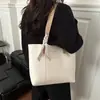 Bolsa de Tote Transfronteriza Retro de Gran Capacidad Bolsa de Tote de Tendencia Nueva Estilo Europeo y Americano Bolso de Hombro para Mujer Bolso de Viaje de Alta Gama
