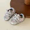 Zapatillas Deportivas Estilo Coreano para Niños 2026 Otoño Nuevo Estilo Retro Versátiles Zapatos de Entrenamiento Alemanes Suela Suave Antideslizante Transpirables Zapatos Casuales