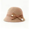 Novo chapéu bucket de lã para mulheres, estilo Hepburn francês outono/inverno, com laço, elegante e versátil, faz o rosto parecer menor, chapéu de pescador