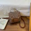 Mochila de Moda de Gama Alta con Bloques de Color para Mujer 2026 Nueva Versátil Casual Mochila de Espalda Multifuncional Pequeña para Viajes Escolares