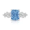 Anel Quadrado com Flores de Gelo Coloridas de Pedra Preciosa, Venda Quente no TikTok para Mulheres, Diamante de Alto Carbono Super Brilhante, Anel Banhado a Ouro, Transmissão ao Vivo, Dropshipping de Peça Única