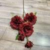 Nueva Rosa Simulada al por Mayor 5 Cabezas Rosa de Té Laifei Hibisco Camelia Rosa Decoración Salón de Bodas Flor Artificial