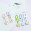 Llavero de Flor de Cuadrícula Fresca de Colores Lindo Versátil para Bolsos de Hombres y Mujeres Adorno Colgante DIY Pequeño Regalo Al Por Mayor