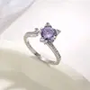 Anel de Luxo Leve Popular Transfronteiriço para Garota Popular Feminino Nicho Personalidade de Alto Padrão Tendência Anel de Dedo Indicador com Zircônia Diamante Joia Simples para Mão