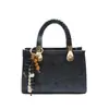 Bolsas Femininas da Moda 2025 Nova Moda Estilo Coreano Pequena Bolsa de Mão Quadrada Versátil Bolsa de Ombro Transversal para Mulheres