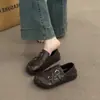 Mocasines de cuero suave, versátiles, que aumentan la altura, con suela gruesa, nuevo estilo británico, colección 2026, zapatos de mujer con detalle de hebilla, colección de otoño