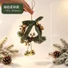 Colgante decorativo de campana de Navidad, lazo de terciopelo, corona de piñas, campanilla de viento, pequeño adorno para pomo de puerta, decoración de ambiente