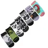 Calcetines de barco para hombre al por mayor Calcetines para mujer Algodón de dibujos animados Calcetines de algodón casuales Todo el año Calcetines para hombre Calcetines para mujer Calcetines de pareja europeos y americanos de moda Tendencia