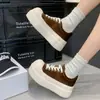 2026 Zapatos de Estudiante para Personas Bajas Otoño Suela Gruesa Nuevos Zapatos Casuales para Mujer con Cordones Suela Gruesa Dedo Gordo Plataforma Versátil