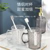 Taza de Lavado de Plástico Transparente Estilo Japonés Dz Taza Creativa con Relieve para Cepillarse los Dientes Taza de Enjuague Bucal Estilo Ins de Lujo Ligero Taza Personalizada