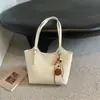 Bolso retro de gran capacidad para debajo del brazo, nueva colección otoño 2026, bolso de hombro moderno y elegante, bolso tote casual para la escuela, el trabajo y el uso diario