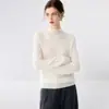 Suéter de cachemira suave y amigable con la piel para mujer, otoño e invierno 2026, cuello semi-alto, corte holgado, prenda base de punto sin costuras de una sola pieza