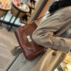 Bolsa Feminina de Couro Genuíno com Acabamento de Luxo, Bolsa de Ombro Feminina, Novo Modelo 2026, Bolsa Feminina Mais Vendida, Bolsa Feminina Versátil para o Dia a Dia