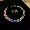 Traje de collar y pendientes de diamante ovalado europeo y americano exagerado luz de lujo alta gama cadena de clavícula nicho moda joyería al por mayor