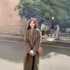Abrigo de Tweed de Longitud Media por Encima de la Rodilla Otoño/Invierno 2025 para Mujer, Estilo Británico de Alta Gama para Mujeres Pequeñas, Abrigo de Lana de Moda