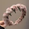 Faixa de cabelo de pelúcia para mulheres, faixa de cabelo para lavar o rosto, novo estilo outono/inverno com dentes antiderrapantes, topo alto, acessório de cabelo moderno e de alta qualidade