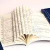 El Pequeño Libro Azul del I Ching: el Texto Completo del I Ching con Texto Original, Anotaciones y Traducción - un Clásico de los Estudios Chinos y un Clásico de la Iluminación en la Cultura China