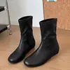 Promoção Quente Botas Curtas Redondas Estilo Retrô Francês para Mulheres Outono/Inverno 2026 Sola Rasa Botas de Tornozelo Emagrecedoras Botas de Cavaleiro