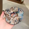 Goma para el pelo tipo scrunchie vintage de satén con pedrería estilo francés, Elegante y a la moda para moños, Duradera y estilosa
