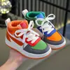 Tênis Masculino 2025 Outono Novo Sapatos de Pato Mandarim Feminino Confortáveis Tamanhos Médio e Grande Tênis de Cano Alto Infantil Sapatos Casuais Infantis Sapatos Esportivos