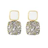 Novos Brincos Quadrados Full Diamond com Pingente de Óleo Levemente Luxuosos Estilo Influenciador da Internet Coreano Brincos Versáteis Elegantes de Alta Qualidade