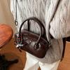 2025 Nova Bolsa de Ombro Transversal Portátil de Inverno Bolsa Xadrez Vermelha Feminina Leve de Luxo Bolsa Almofada Atacado