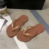 Chanclas de Verano Brillantes Sencillas Chanclas para Mujer Exteriores Antideslizantes Baño Estilo Caliente Moda Impermeables Viaje de Verano Nuevas