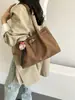2026 Nuevo Estilo Bolsa Cesta de Frutas para Mujer Bolso de Mano Versátil de Moda Bolso para Viajes Diarios de un Solo Hombro Bajo el Brazo Bolso de Moda Transfronterizo